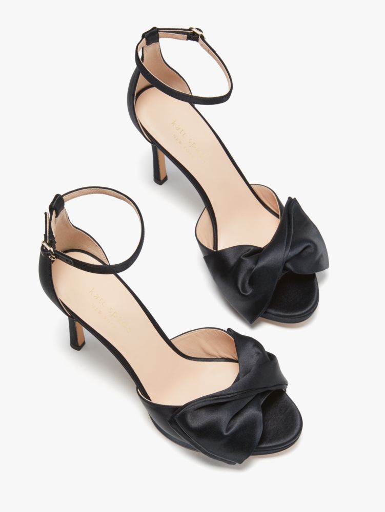 Arriba 97+ imagen kate spade black bow sandals