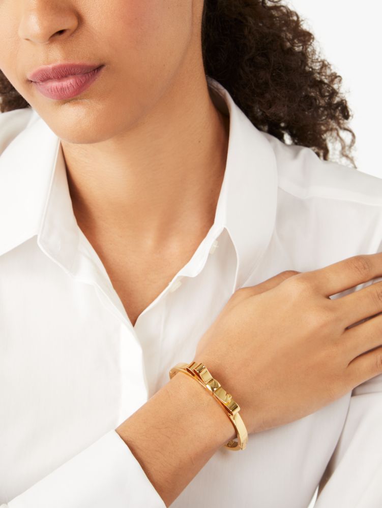 Women's gold. ribbon bow bangle | Kate Spade New York NL