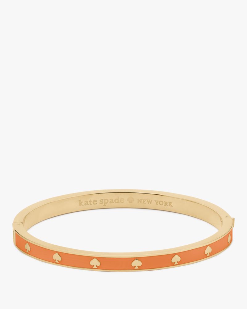 Kate Spade Spot The Spade Armreif Mit Scharnierverschluss Aus Emaille