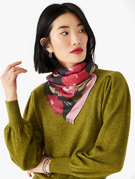 just rosy oblong scarf