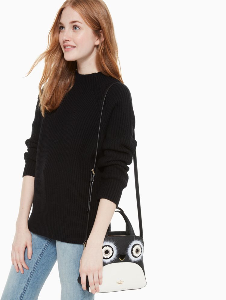 dashing beauty penguin small lottie, black                                   , productThumbnail